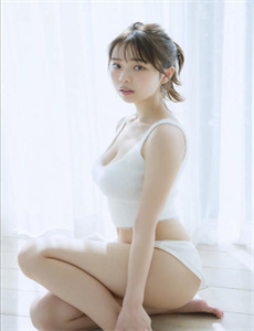 《露西妮》